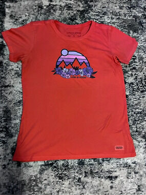 Life is Good Graphic Short Sleeve Tee Red & Purple Medium